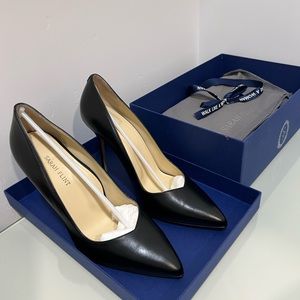 4 inch Pump. Arch support and extra footbed padding. Made in Italy.